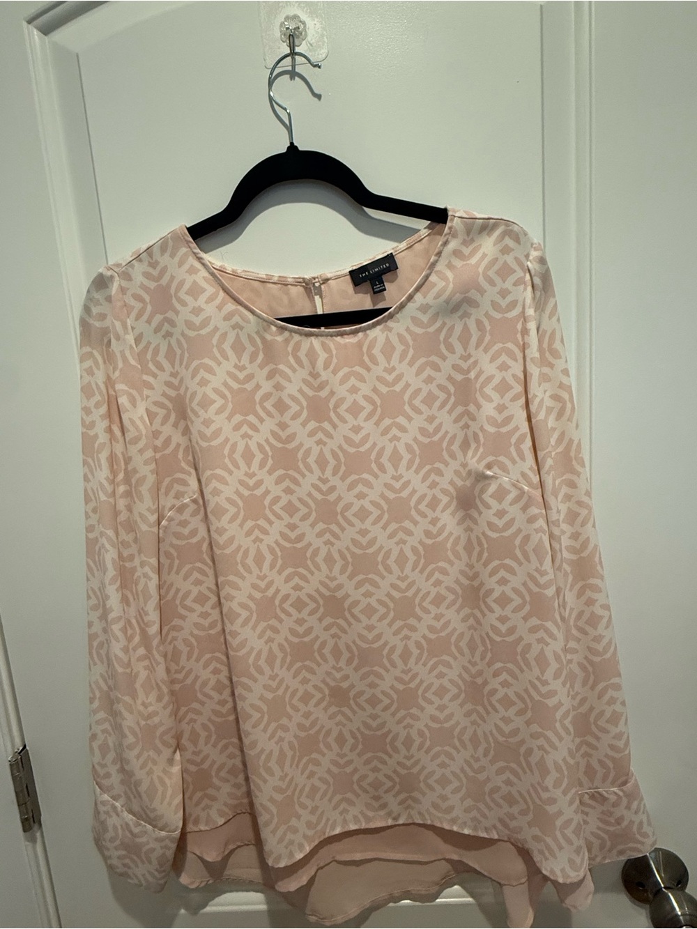The Limited Pale Pink Geometric Long-Sleeve Blouse